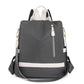 Version grise du sac à dos, élégante et moderne