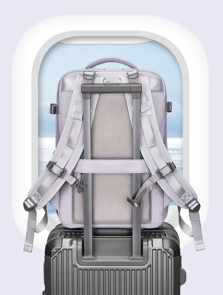 Vue de face du sac à dos élégant avec port USB intégré