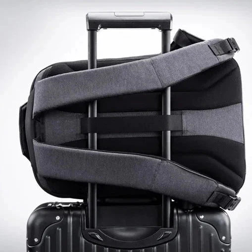 Sac à dos ouvert montrant le compartiment pour ordinateur portable