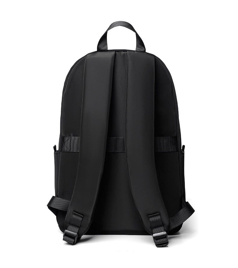 Sac à dos ouvert révélant le compartiment pour ordinateur portable