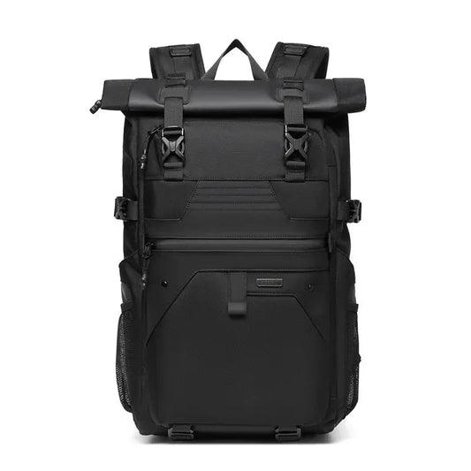 Sac à dos noir, design minimaliste et fonctionnel