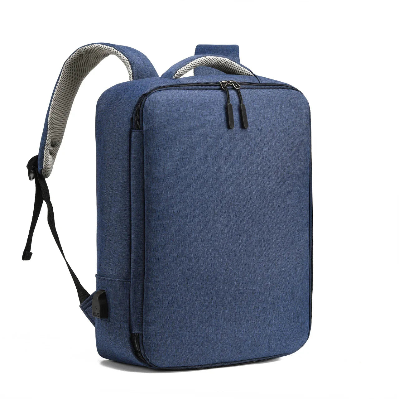 Sac à dos bleu marine adapté pour un usage urbain