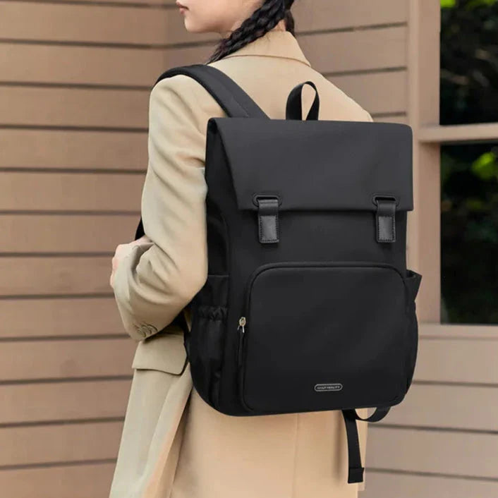 Vue arrière du sac à dos montrant les bretelles et le dos