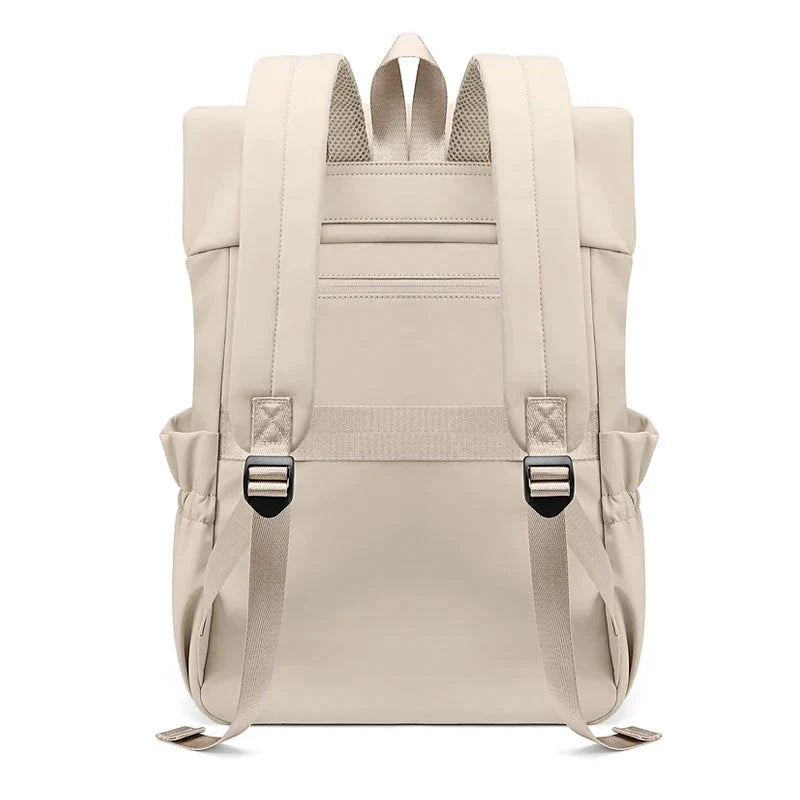Vue de dessus du sac à dos imperméable, poches visibles