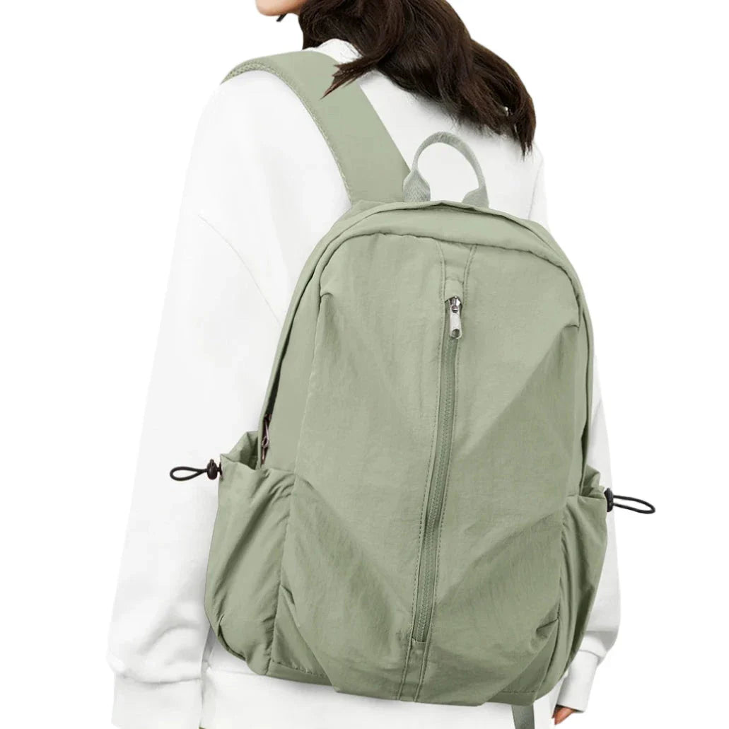 Sac à dos léger en nylon imperméable, vue de face
