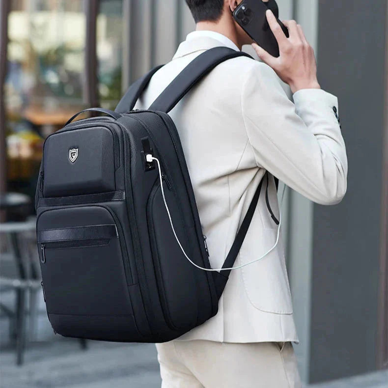 Sac à dos noir avec compartiment pour ordinateur portable