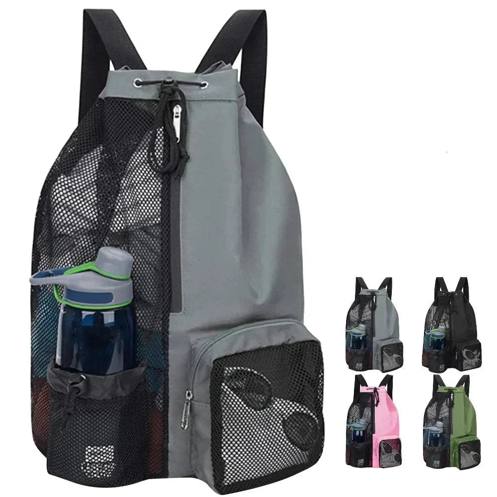 Détail des poches latérales en filet sur un sac à dos