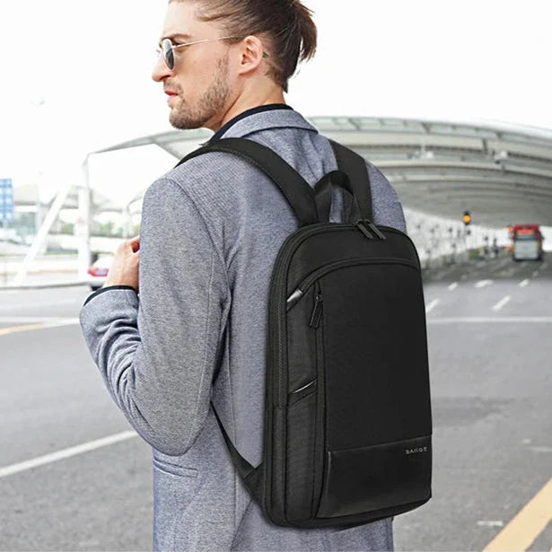 Sac à dos noir avec compartiment pour ordinateur portable