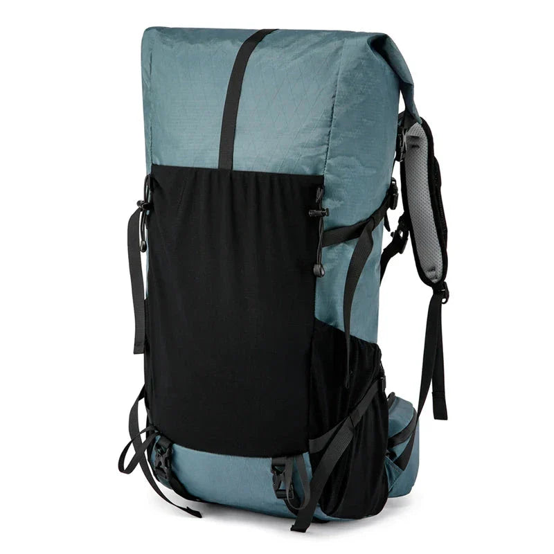 Sac à dos gris, vue d'ensemble et détails pratiques