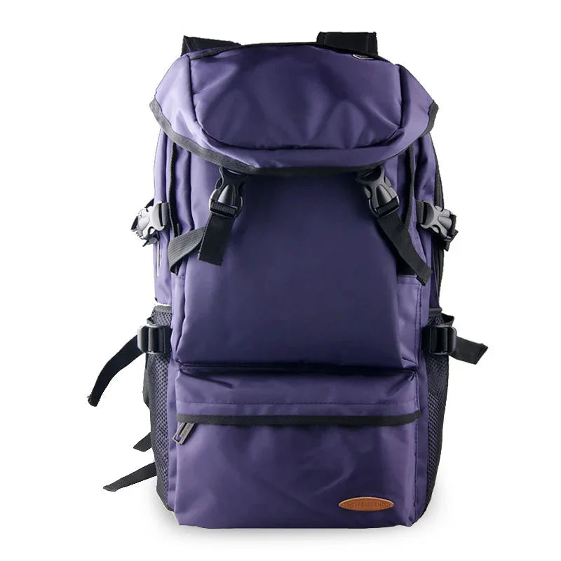 Sac à dos violet avec poches extérieures multiples