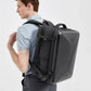 Vue de profil du sac à dos avec design plat