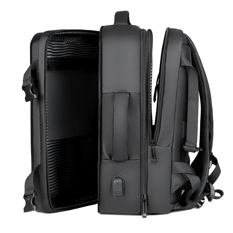 Vue arrière du sac à dos avec sangle pour valise
