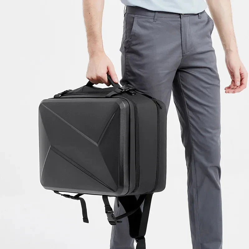 Détail des matériaux en ABS et polyester du sac à dos