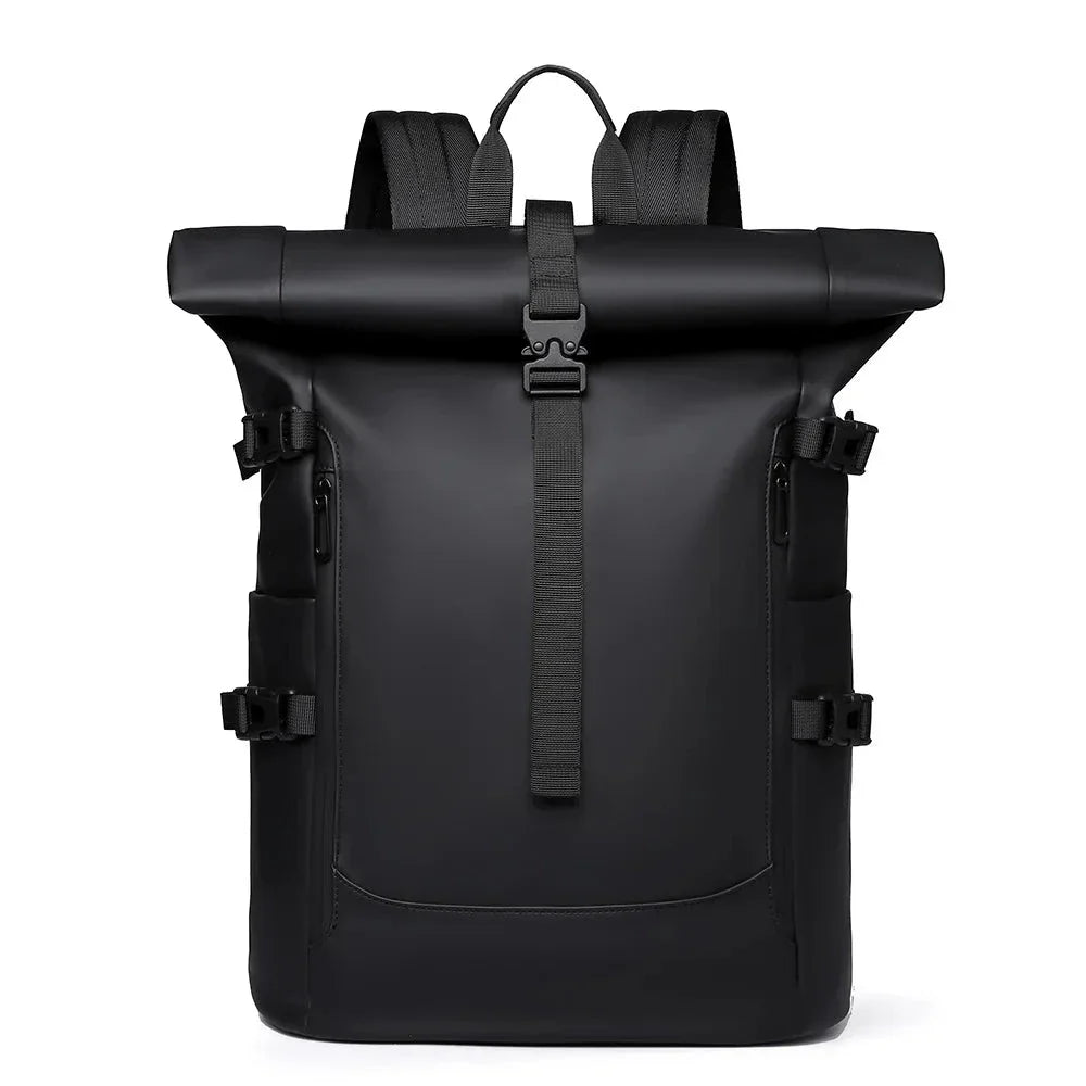 Sac à dos noir imperméable avec design minimaliste
