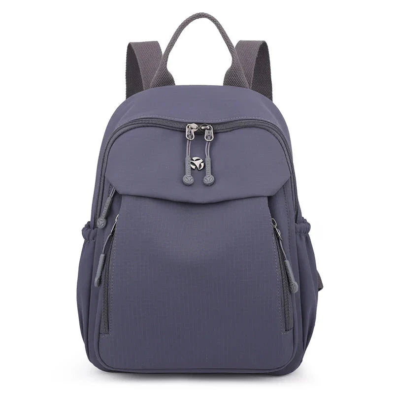 Version pourpre du sac à dos, style unique