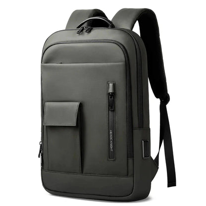 Sac à dos vert avec revêtement waterproof et poches