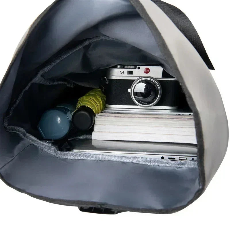 Sac à dos roll top noir avec fermeture enroulable