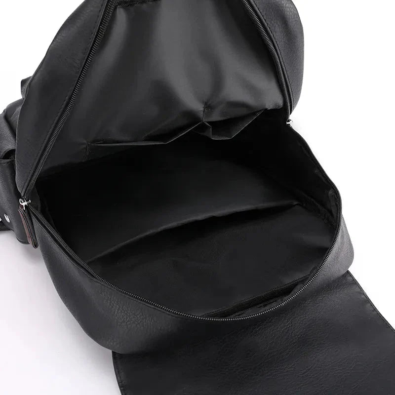 Intérieur du sac à dos avec compartiments pour organisation optimale