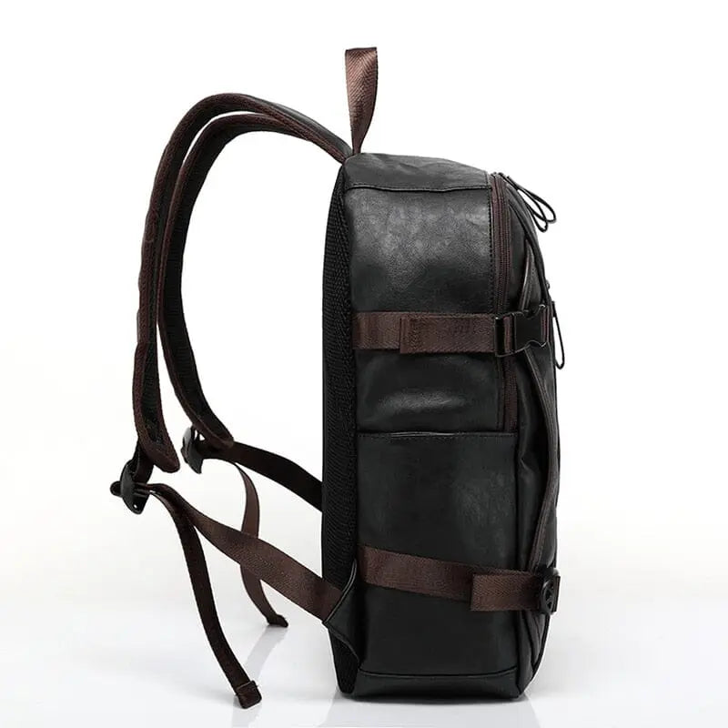 Compartiments intérieurs du sac à dos vintage