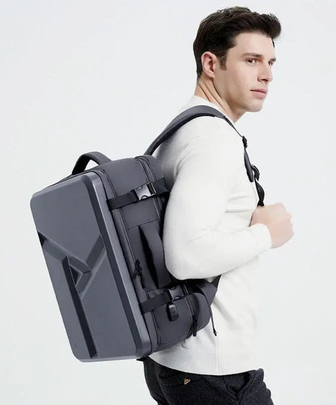 Sac à dos rigide avec ordinateur portable à l'intérieur