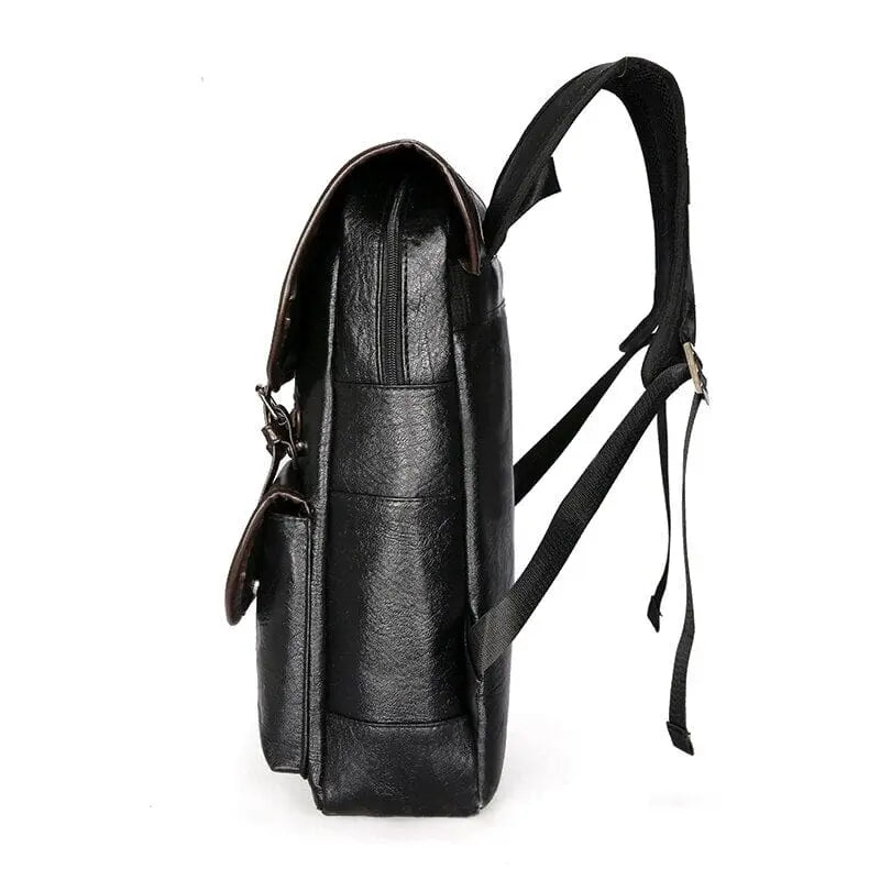 Sac à dos rétro porté par une personne en extérieur