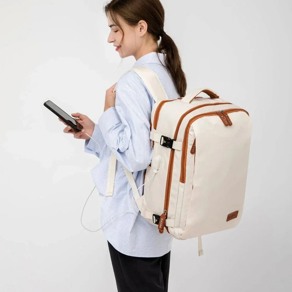 Vue de profil du sac à dos montrant les bretelles rembourrées