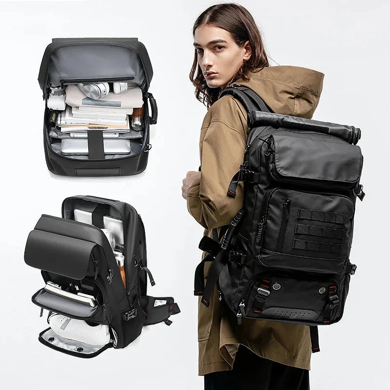 Vue de face du sac à dos imperméable avec poches multiples