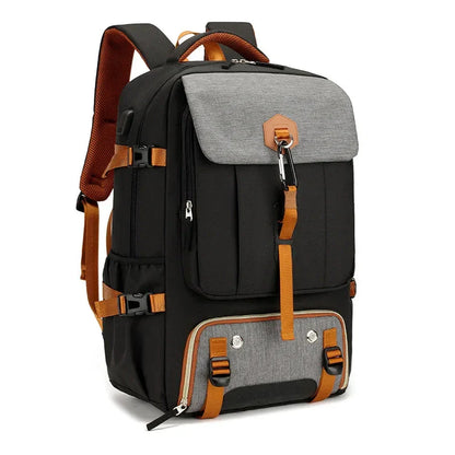 Sac à dos noir et gris avec poches multiples visibles