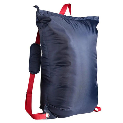 Sac à dos rempli, prêt pour la laverie
