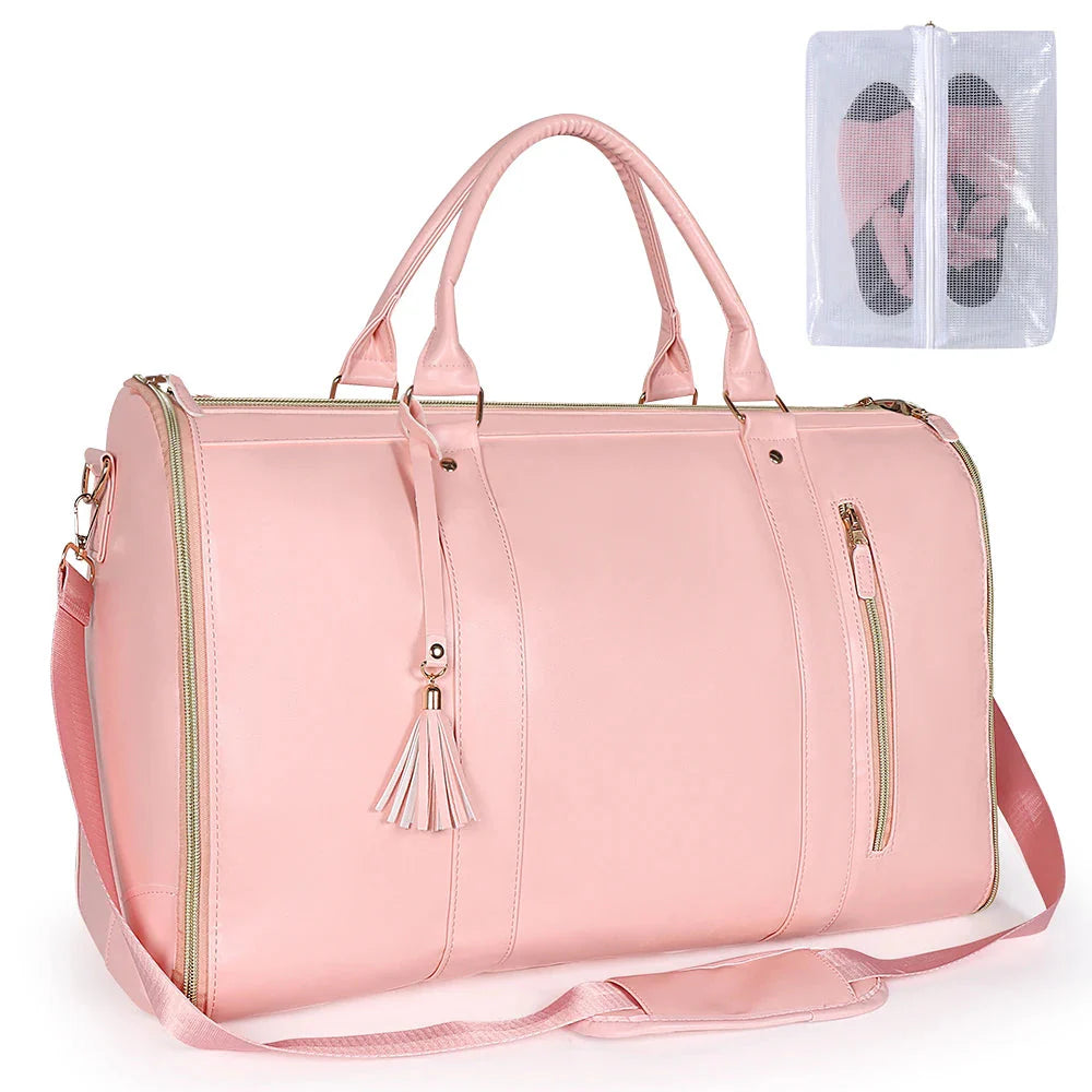 Vue de côté du sac de voyage élégant pour femme