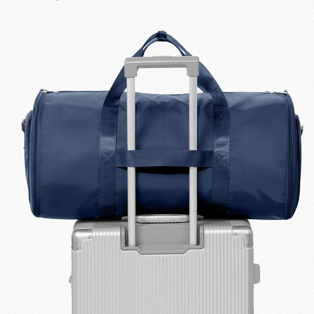 Compartiment chaussures séparé dans le sac de voyage