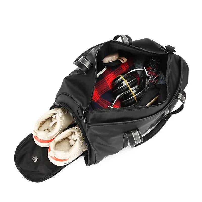 Sac de sport noir avec bandoulière amovible