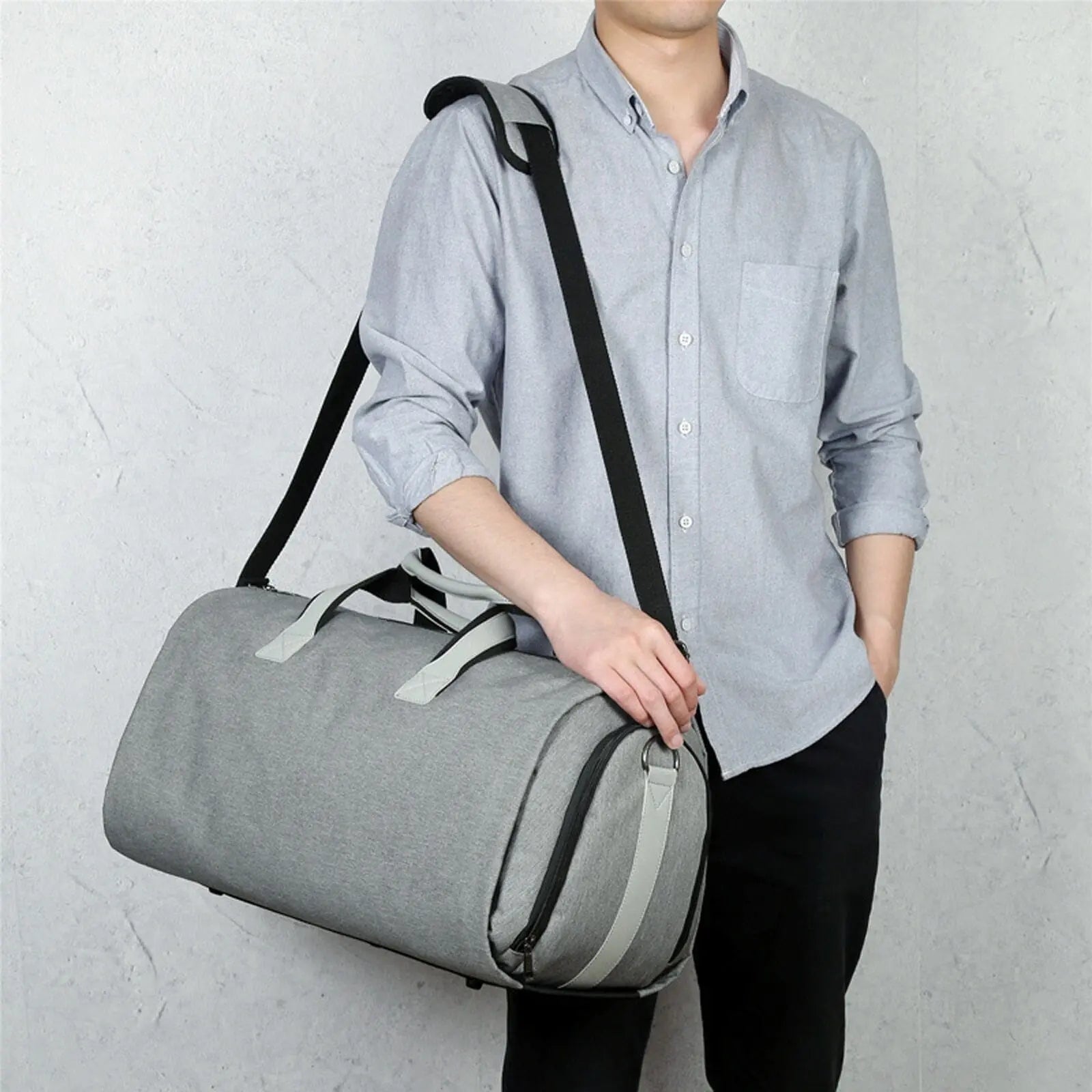 Compartiment séparé pour chaussures dans le sac