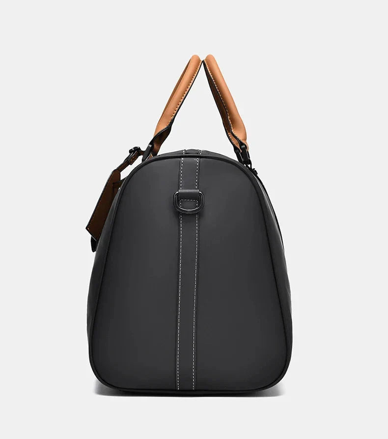 Vue extérieure du sac avec poche pratique pour téléphone