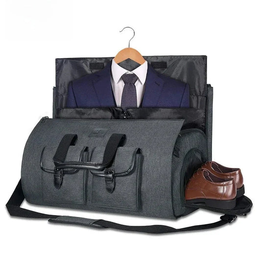 Sac noir avec compartiment costume et poches pratiques