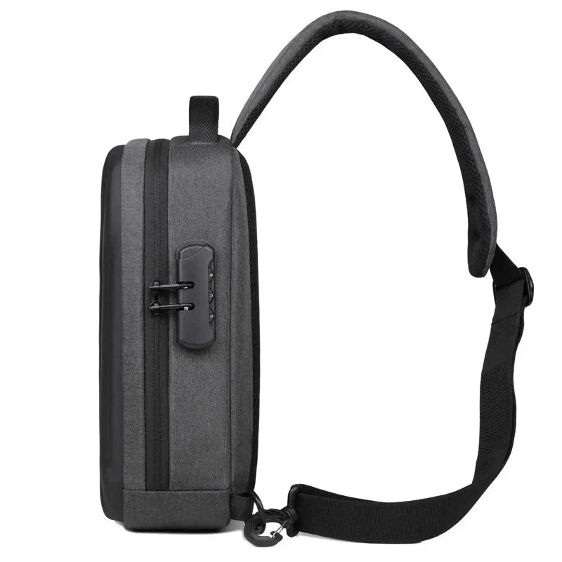 Intérieur du sac avec compartiments organisés et poche zippée