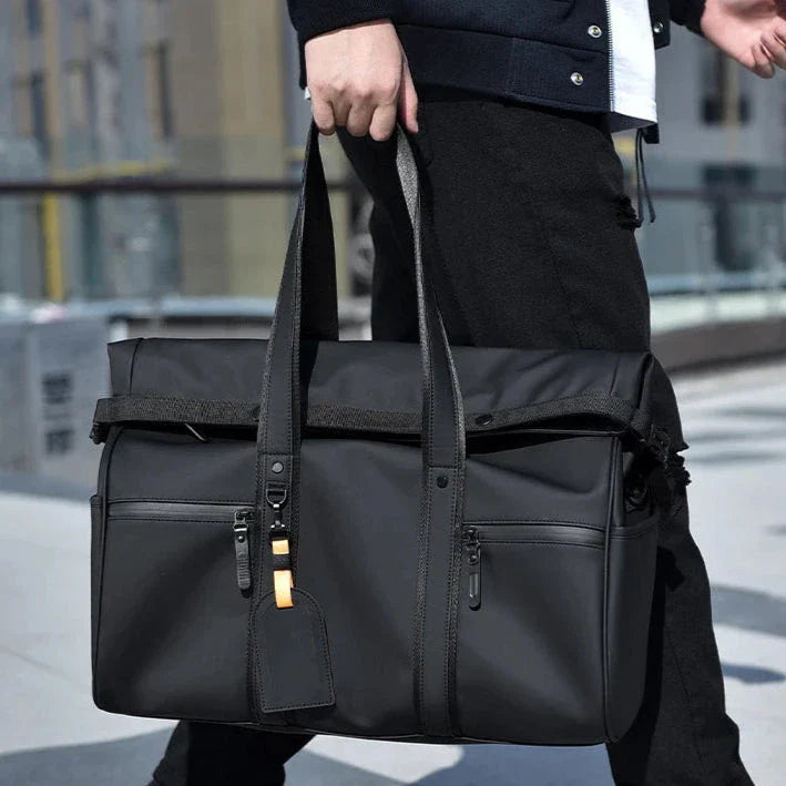 Sac extensible ouvert, montrant l'intérieur spacieux