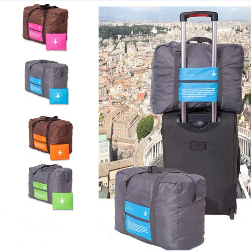 Sac de voyage pliable gris avec sangle arrière intégrée