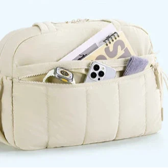 Sac matelassé avec anses classiques et bandoulière