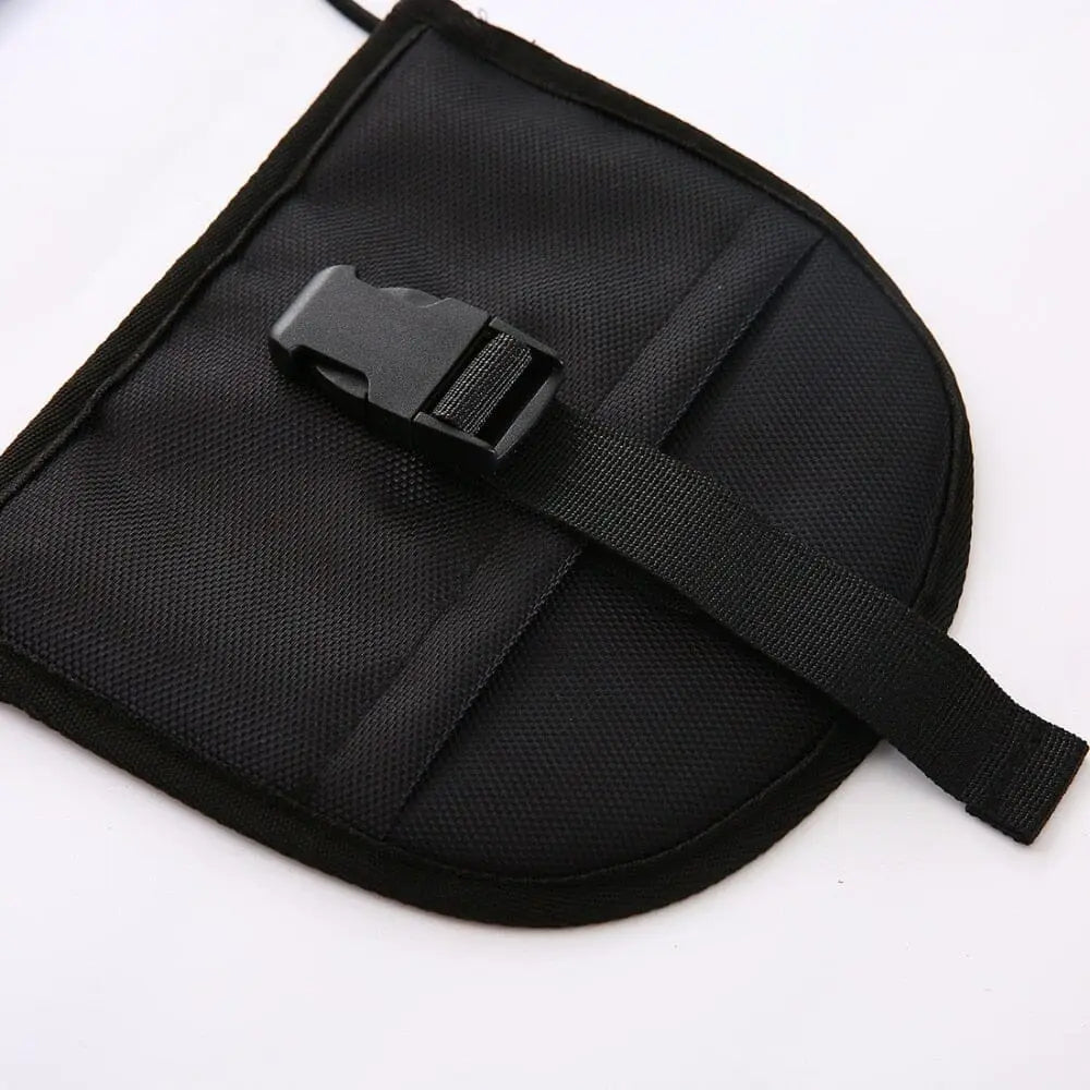 Détail de la boucle de la sangle de bagage