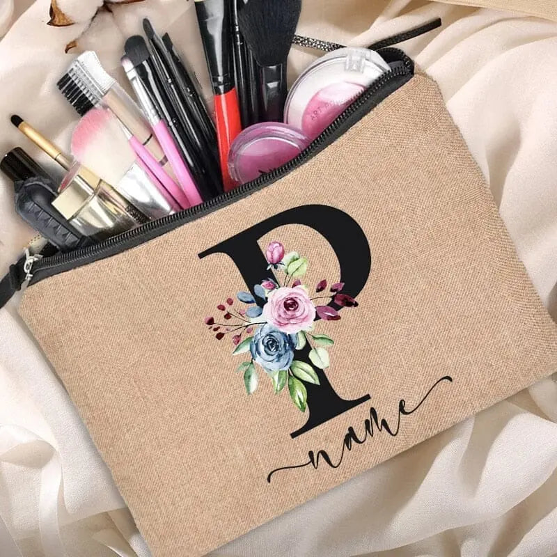 Trousse Maquillage Personnalisée trousse maquillage personnalisee brprenom vue de face vue 17