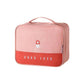 Vue de face de la trousse de secours rose