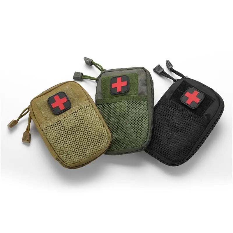 Vue de dessus de la trousse fermée avec ses coutures renforcées