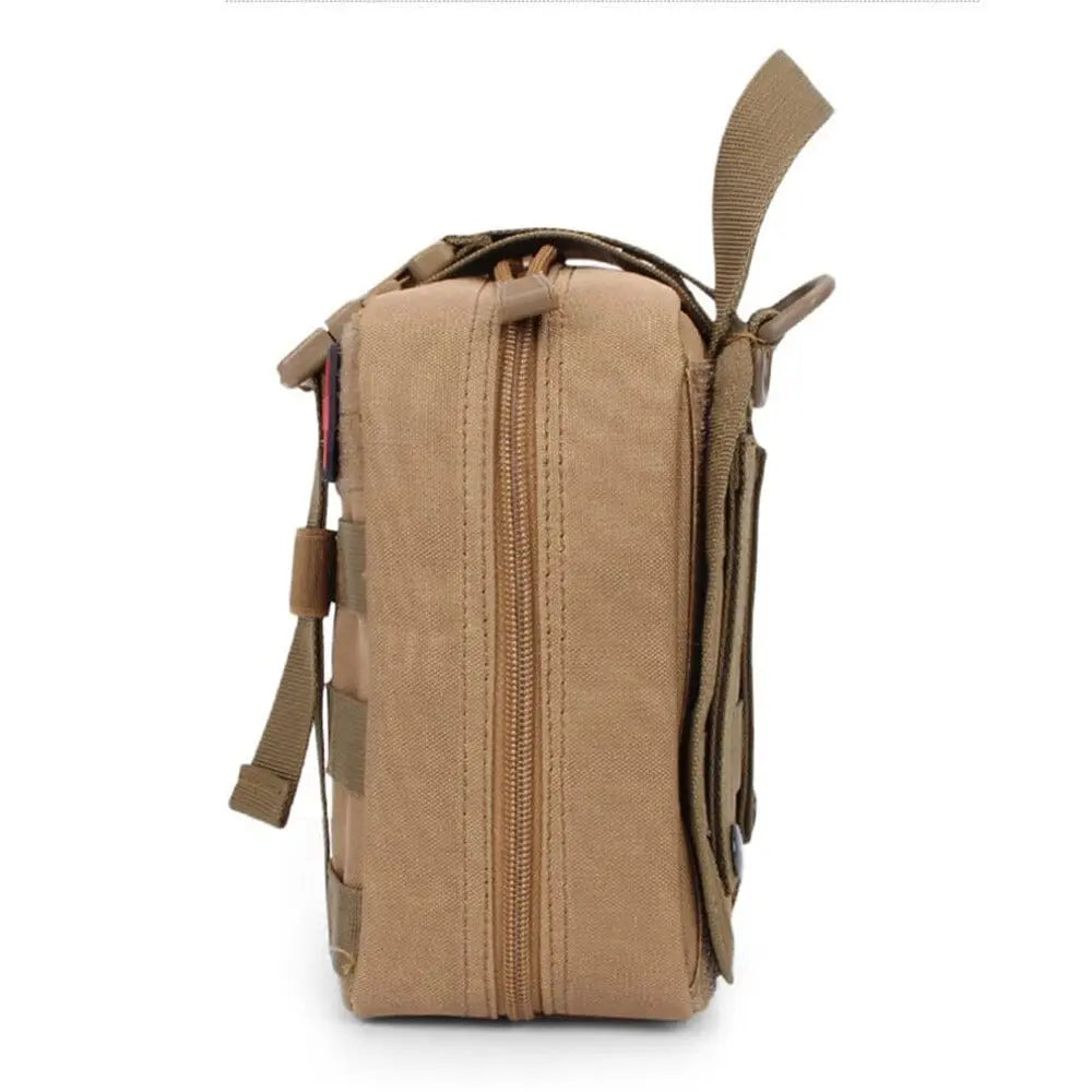 Trousse de secours étanche, ouverte avec compartiments visibles