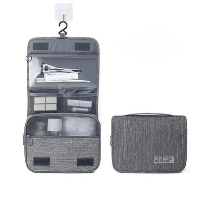 Trousse de toilette grise avec poches de rangement