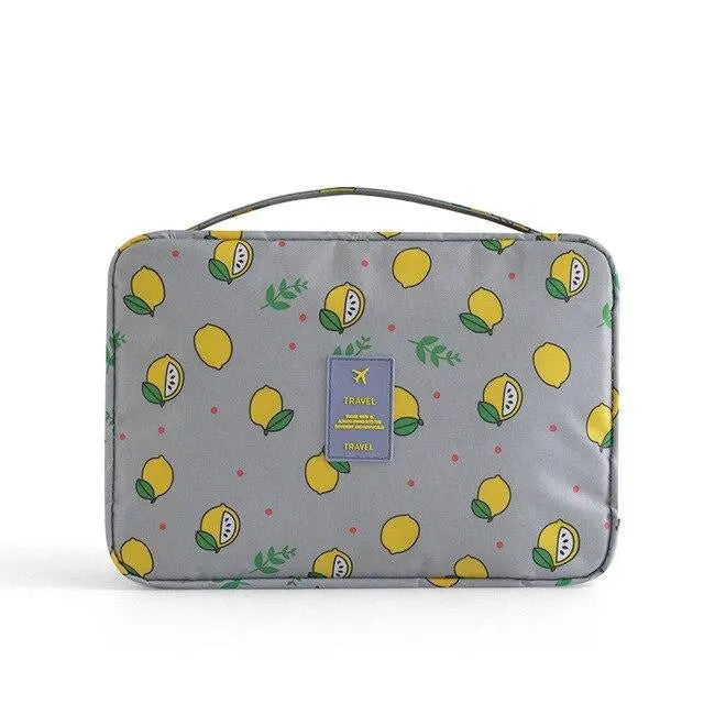 Trousse grise avec motif citrons, vue détaillée