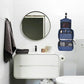 Trousse de toilette suspendue avec crochet visible