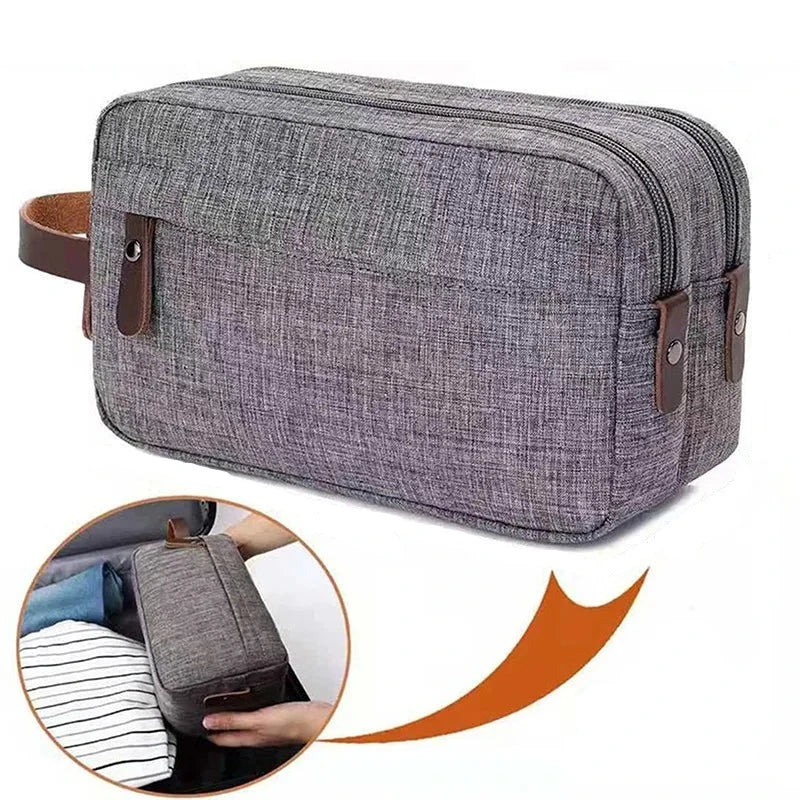 Vue de dessus de la trousse de toilette avec fermeture éclair