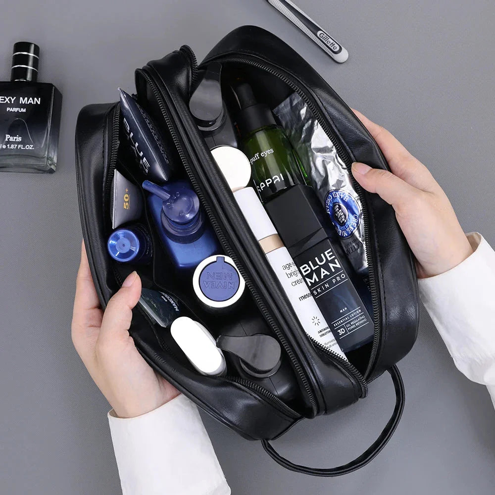 Trousse de toilette avec fermeture zippée et poignée latérale