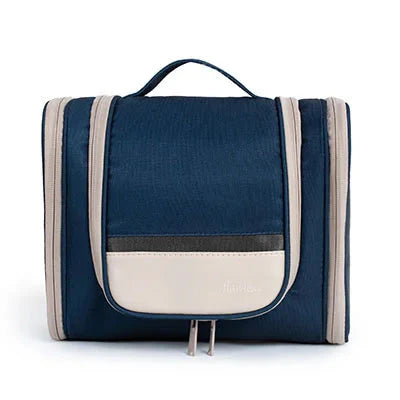 Modèle bleu marine avec plusieurs poches zippées